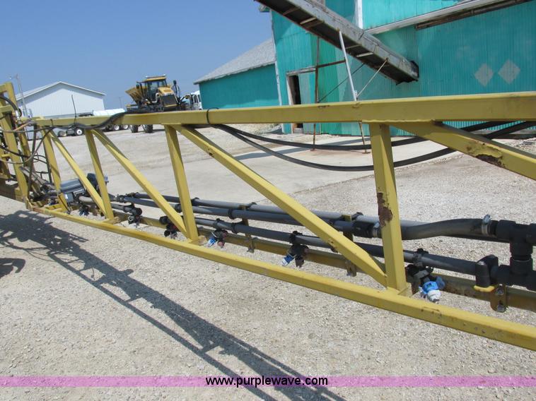 image for item L4017 1996 Ag-Chem RoGator 544 self-propelled sprayer