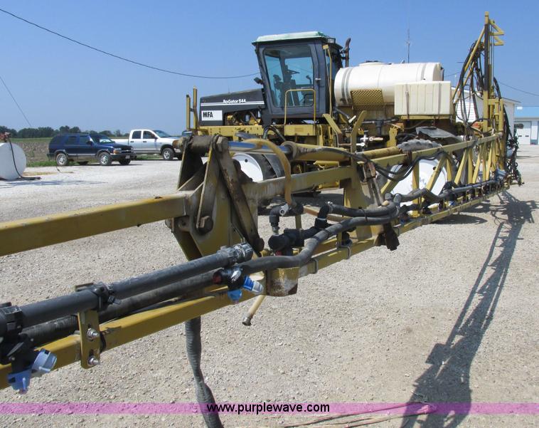image for item L4017 1996 Ag-Chem RoGator 544 self-propelled sprayer