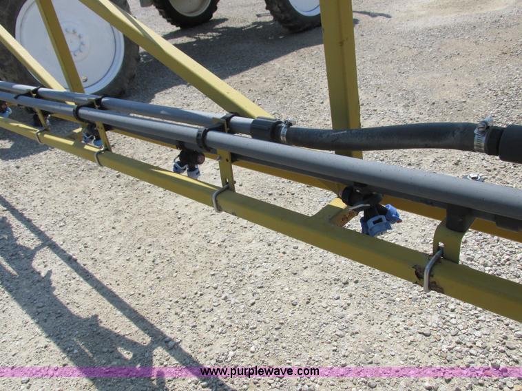 image for item L4017 1996 Ag-Chem RoGator 544 self-propelled sprayer