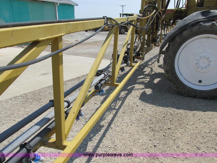 image for item L4017 1996 Ag-Chem RoGator 544 self-propelled sprayer