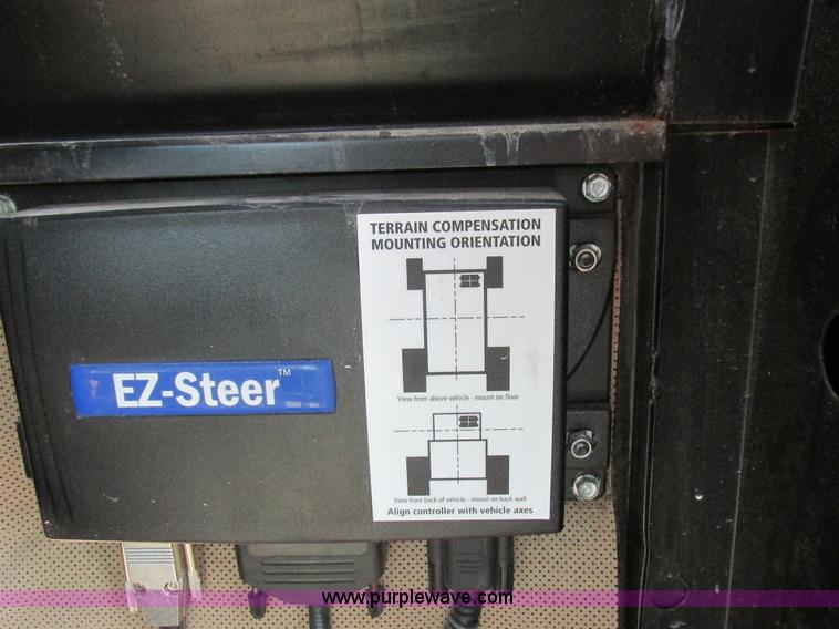 image for item L4017 1996 Ag-Chem RoGator 544 self-propelled sprayer