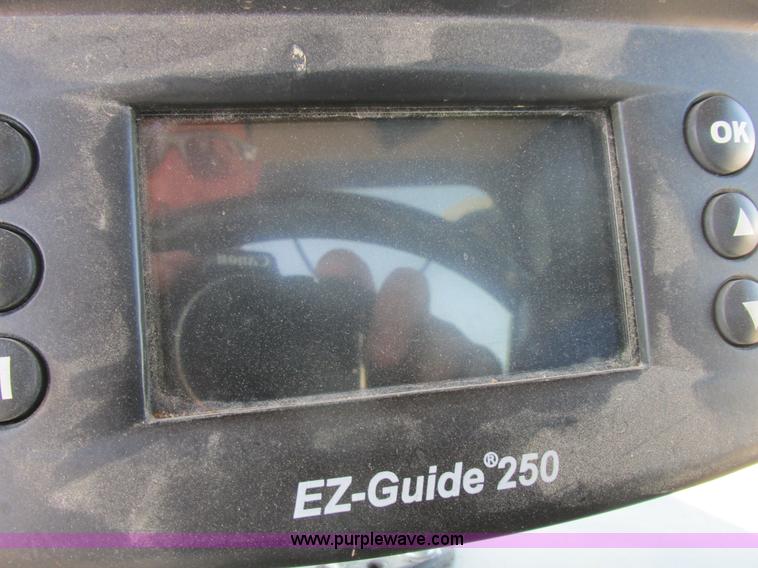 image for item L4017 1996 Ag-Chem RoGator 544 self-propelled sprayer