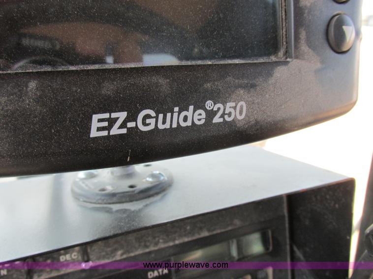 image for item L4017 1996 Ag-Chem RoGator 544 self-propelled sprayer