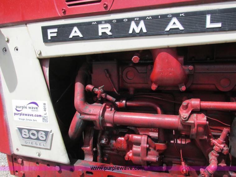 image for item L4018 Farmall 806 tractor