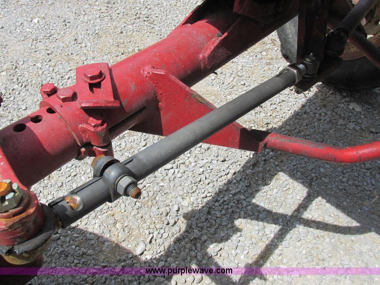 image for item L4018 Farmall 806 tractor