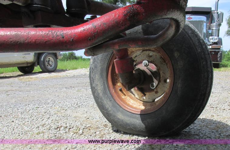 image for item L4018 Farmall 806 tractor