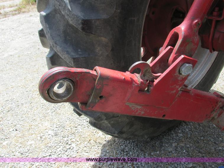 image for item L4018 Farmall 806 tractor