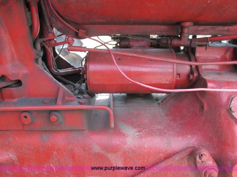 image for item L4018 Farmall 806 tractor