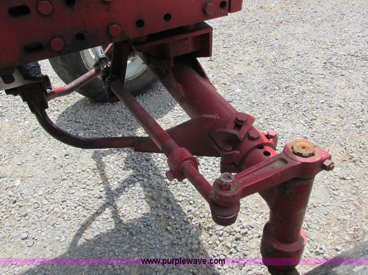 image for item L4018 Farmall 806 tractor