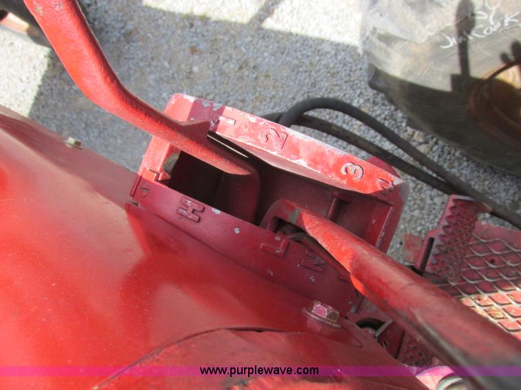 image for item L4018 Farmall 806 tractor