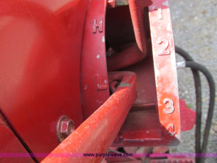 image for item L4018 Farmall 806 tractor