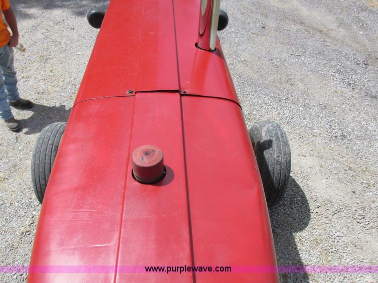 image for item L4018 Farmall 806 tractor