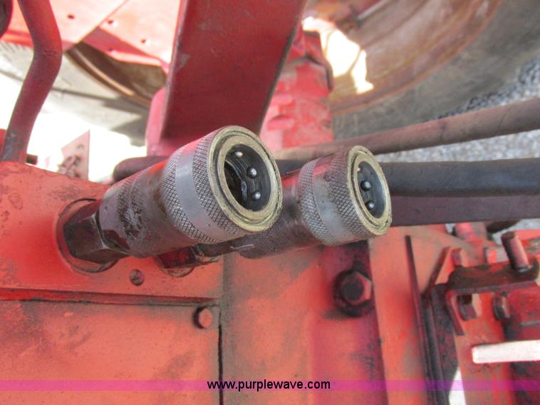 image for item L4018 Farmall 806 tractor