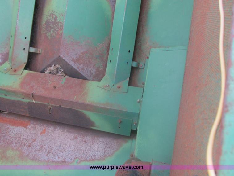 image for item L4027 1976 John Deere 4400 combine