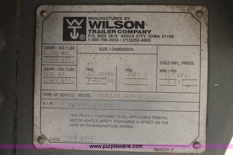 image for item L4366 2000 Wilson DWG-400W grain trailer