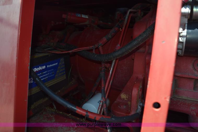 image for item L5754 1993 Case IH 1688 combine
