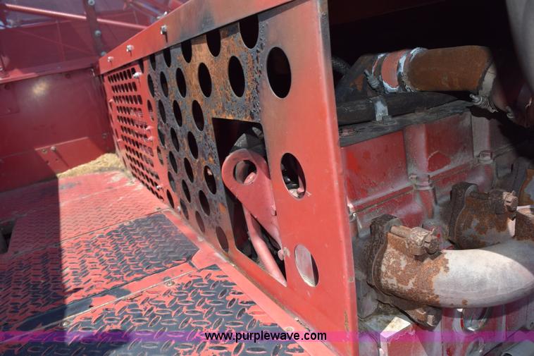 image for item L5754 1993 Case IH 1688 combine