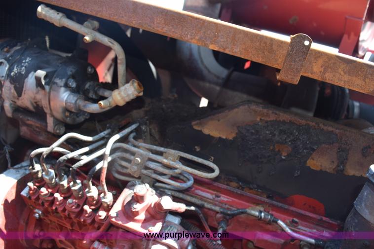 image for item L5754 1993 Case IH 1688 combine