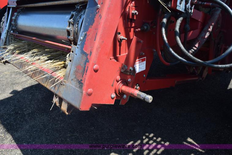 image for item L5754 1993 Case IH 1688 combine