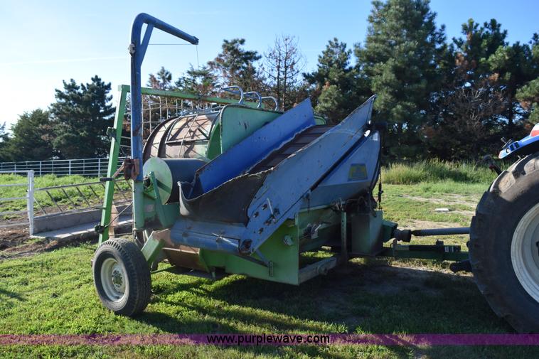 image for item L5755 Ag Bagger G6000 silage bagger