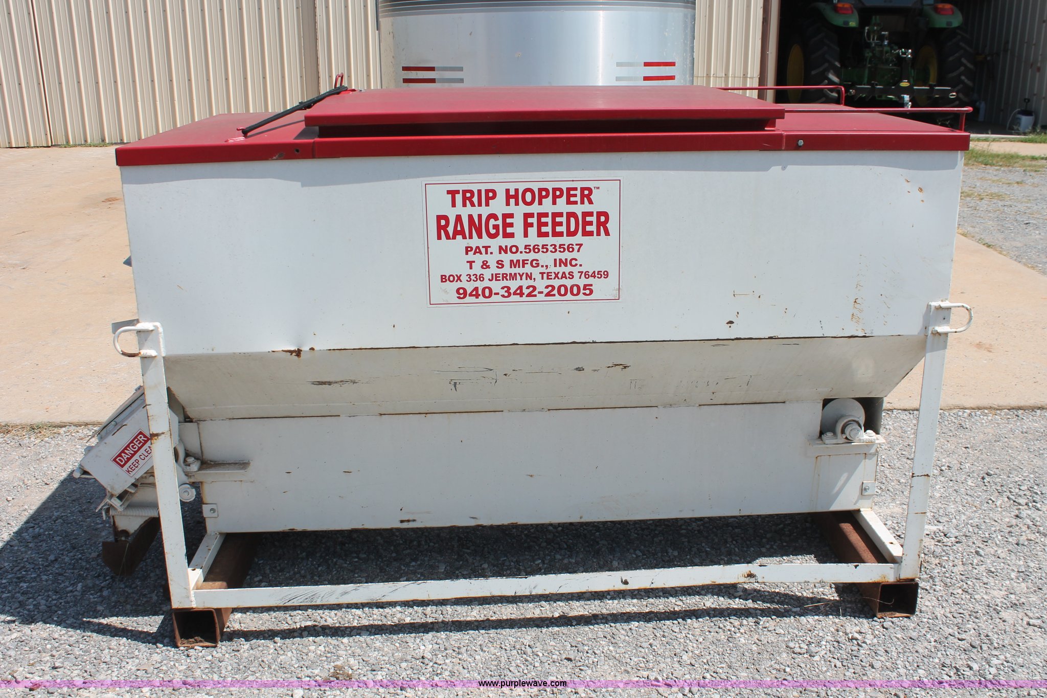 T&S P836 trip hopper feed dispenser in Pocasset, OK Item H8193 sold