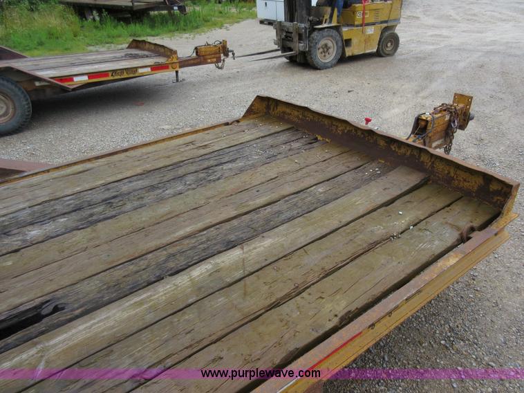 image for item AO9085 1998 Redi Haul equipment trailer