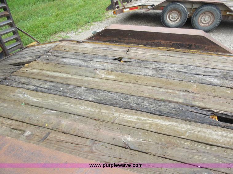 image for item AO9085 1998 Redi Haul equipment trailer