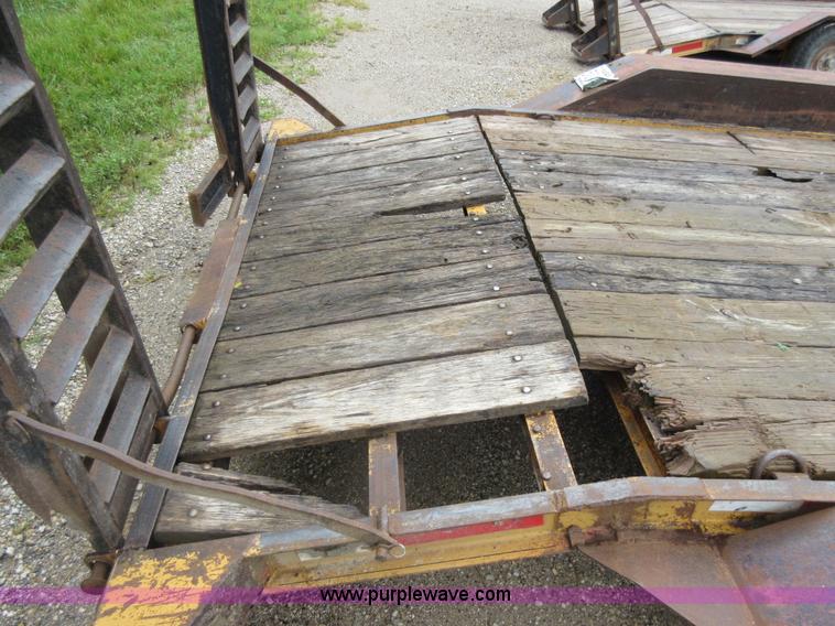 image for item AO9085 1998 Redi Haul equipment trailer