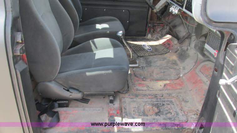 image for item AY9836 1956 Ford F100 pickup truck