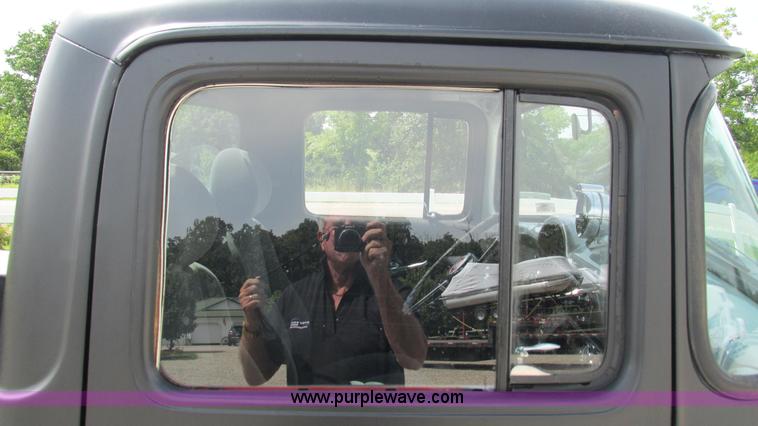 image for item AY9836 1956 Ford F100 pickup truck