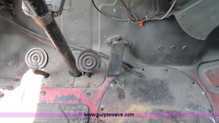 image for item AY9836 1956 Ford F100 pickup truck