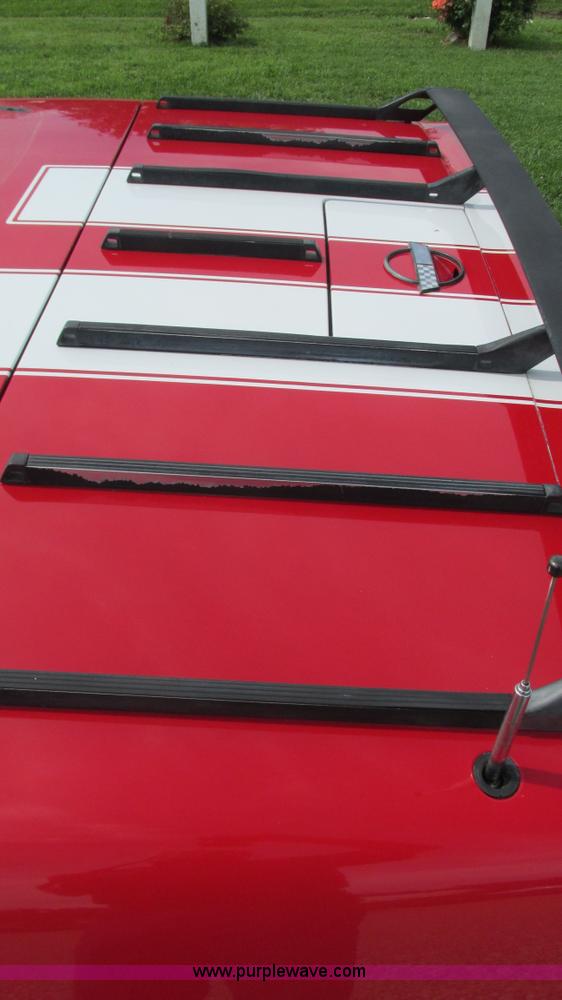 image for item AY9837 1992 Chevrolet Corvette convertible