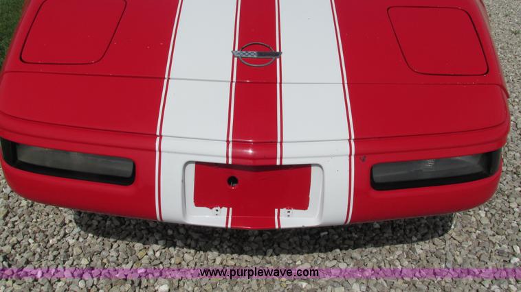 image for item AY9837 1992 Chevrolet Corvette convertible