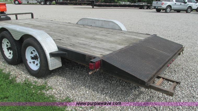 image for item AY9838 2005 Triumph utility trailer