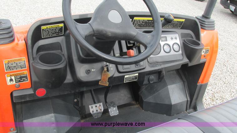 image for item AY9839 2007 Kubota RTV900 utility vehicle