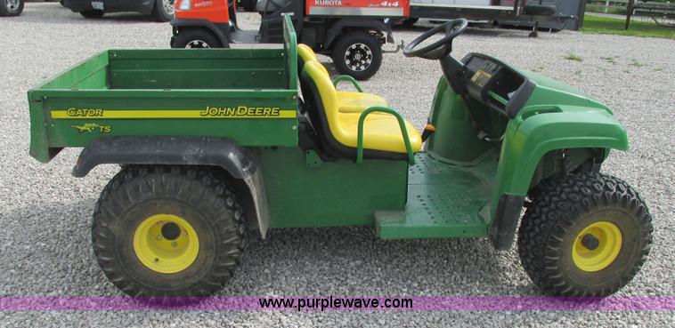 image for item AY9840 2006 John Deere Gator utility vehicle