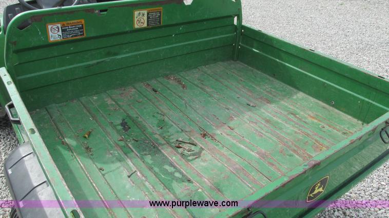 image for item AY9840 2006 John Deere Gator utility vehicle