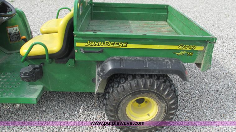 image for item AY9840 2006 John Deere Gator utility vehicle