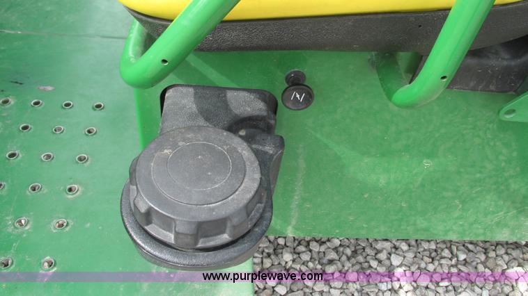 image for item AY9840 2006 John Deere Gator utility vehicle