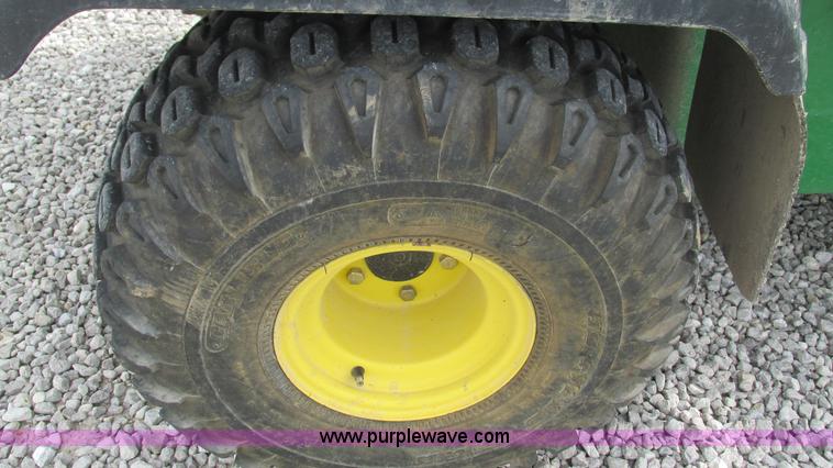 image for item AY9840 2006 John Deere Gator utility vehicle