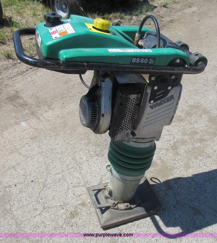 image for item AZ9054 2006 Wacker BS60-2I plate compactor