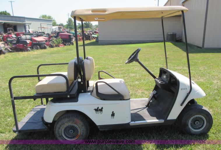 image for item AZ9056 Ez-go M202 golf cart
