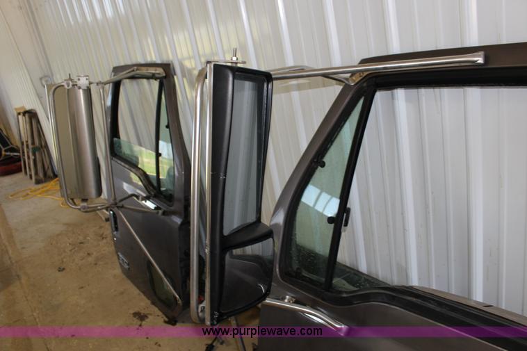 image for item BC9208 2001 Sterling truck doors