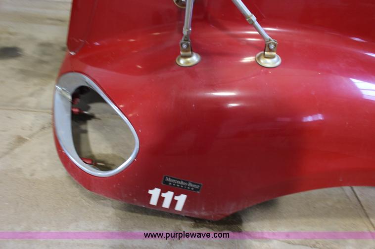 image for item BC9212 2002 Freightliner Columbia truck hood