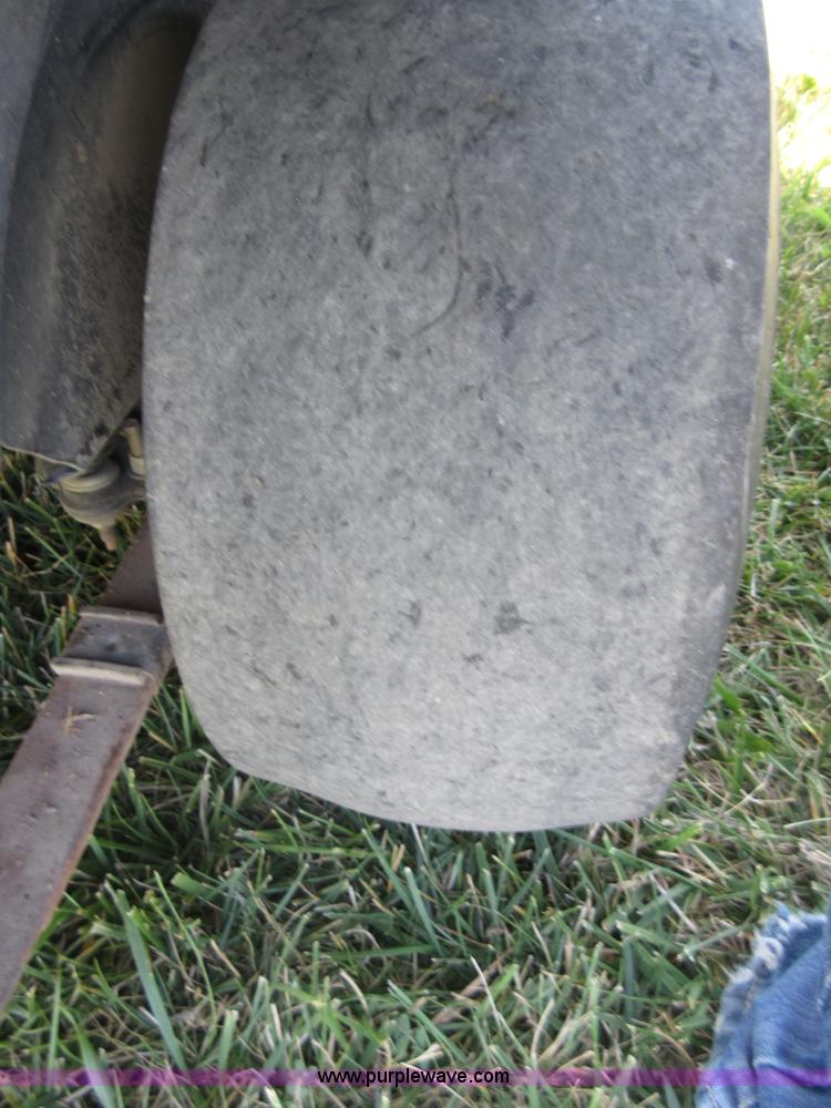 image for item BC9662 Ez-go golf cart