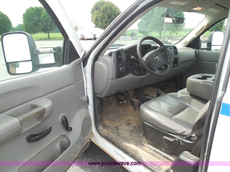 image for item BH9493 2008 Chevrolet Silverado 1500 Ext. Cab pickup truck