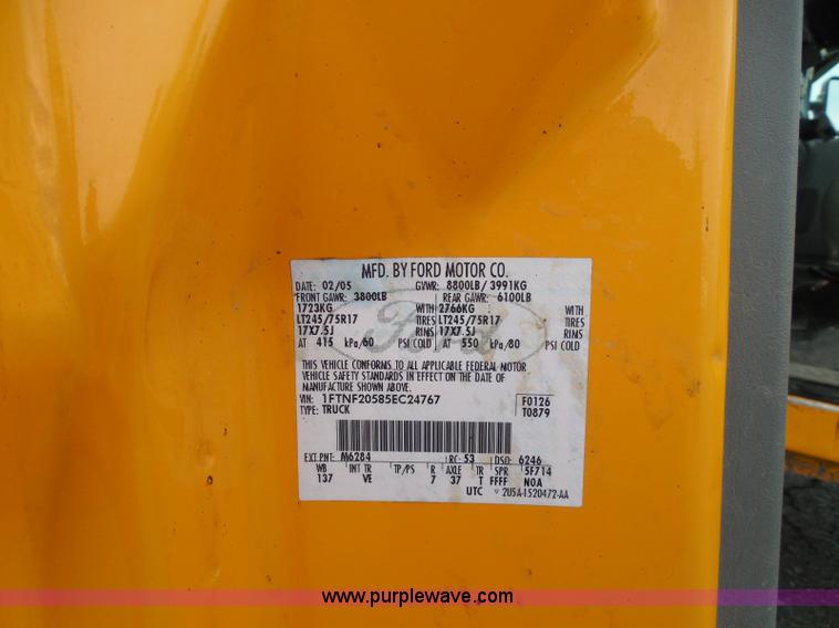 image for item BH9494 2005 Ford F250 Super Duty pickup truck