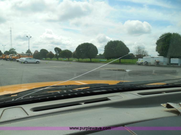 image for item BH9494 2005 Ford F250 Super Duty pickup truck