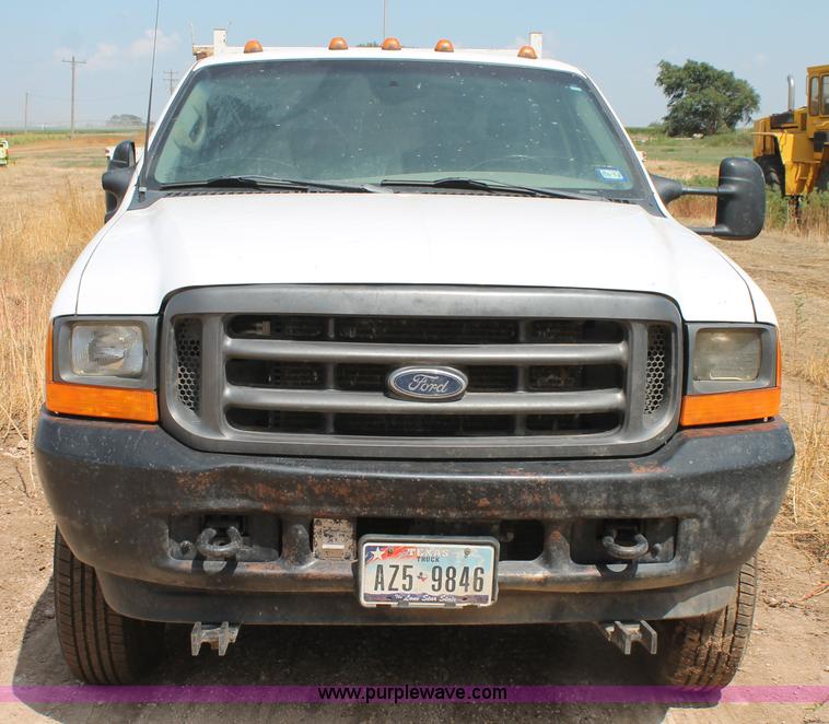 image for item BJ9413 2001 Ford F350 Super Duty utility truck
