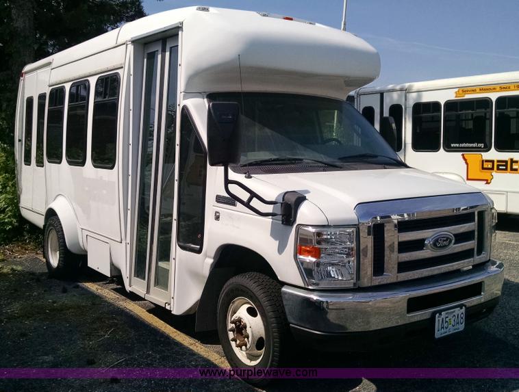 image for item BK9713 2009 Ford E350 Super Duty van